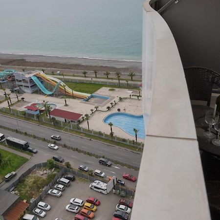 Apartment Orbi Dado Батуми Екстериор снимка