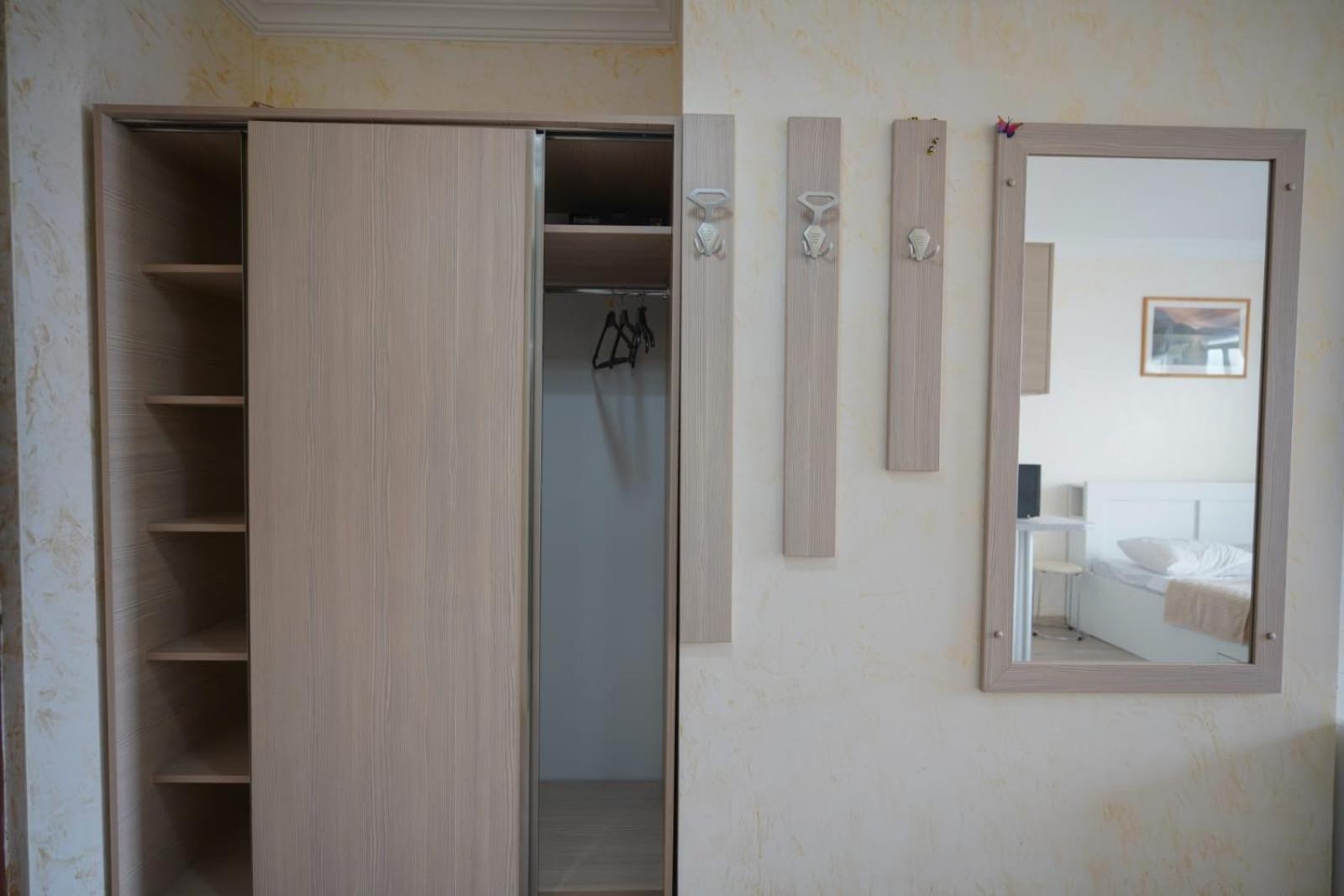 Apartment Orbi Dado Батуми Екстериор снимка