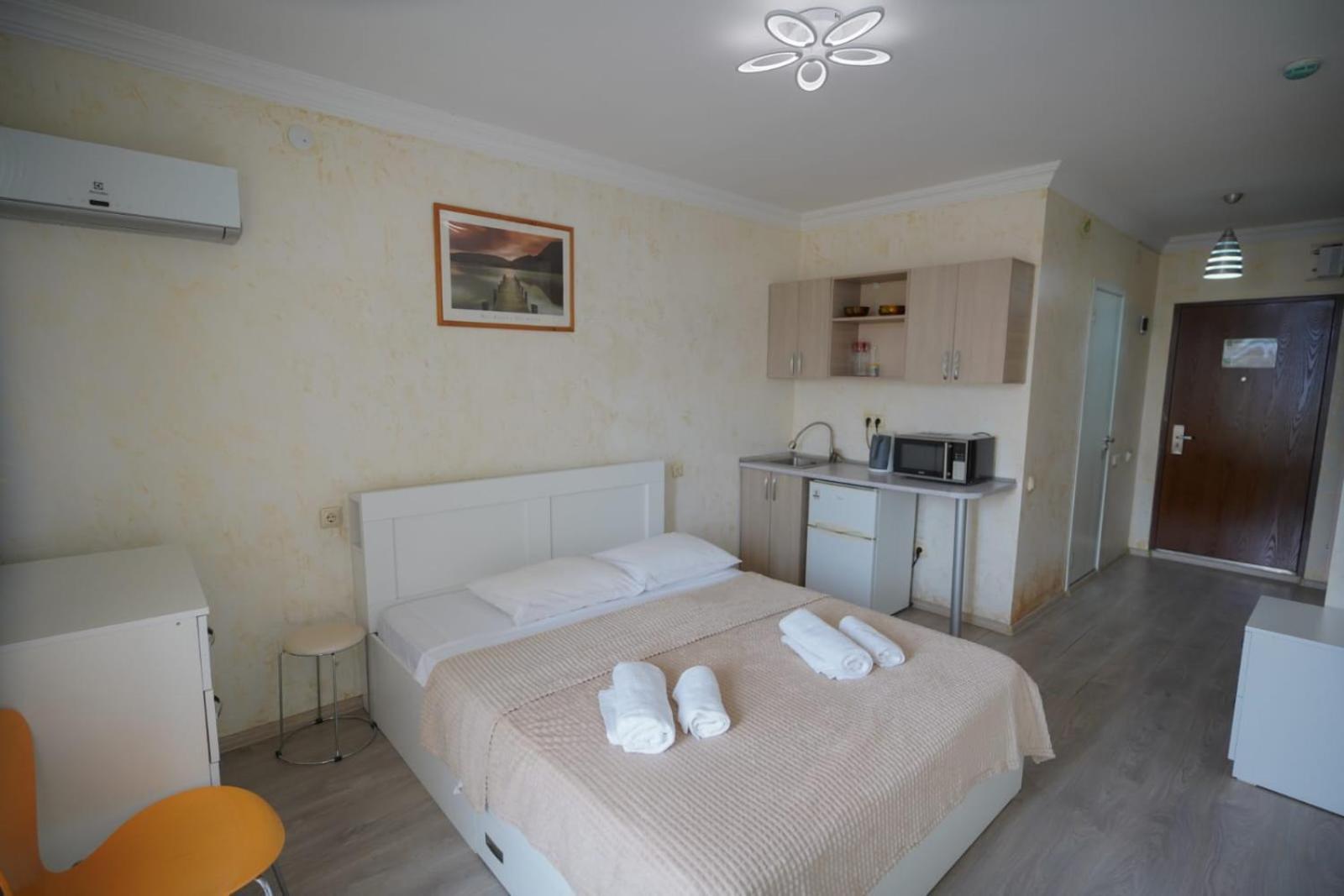 Apartment Orbi Dado Батуми Екстериор снимка