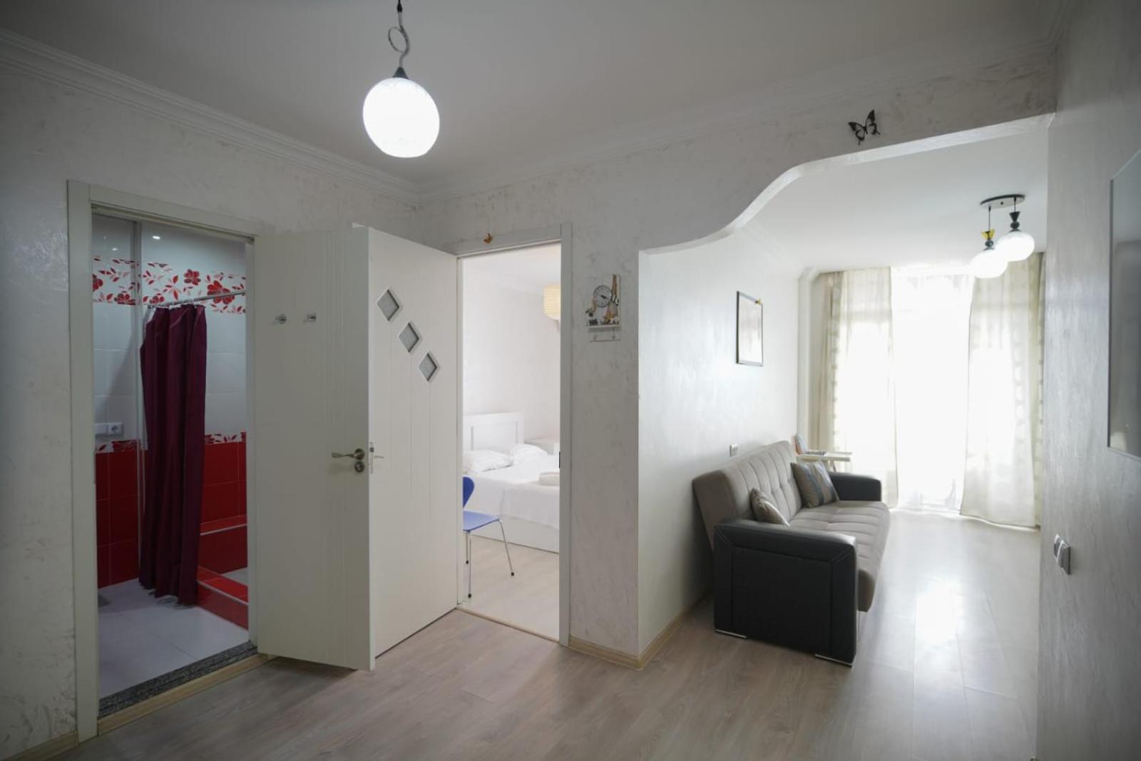 Apartment Orbi Dado Батуми Екстериор снимка
