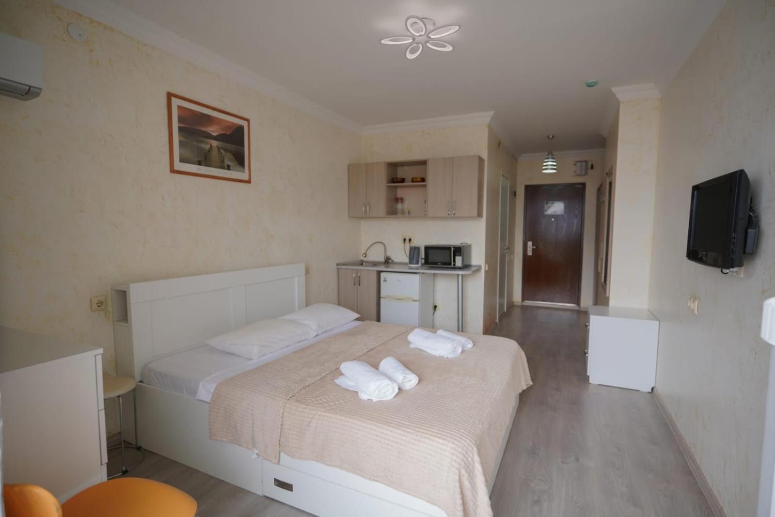 Apartment Orbi Dado Батуми Екстериор снимка