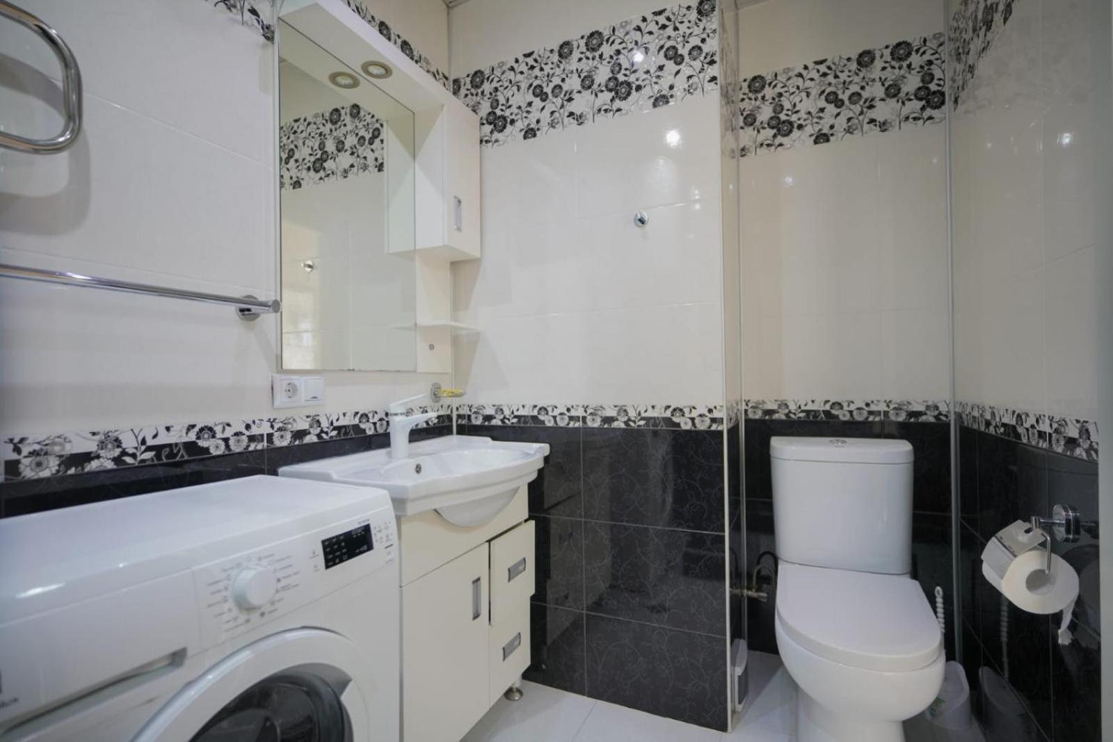 Apartment Orbi Dado Батуми Екстериор снимка
