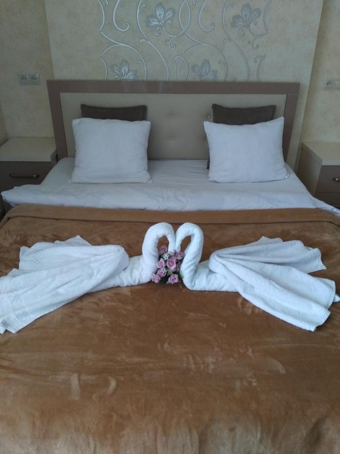 Apartment Orbi Dado Батуми Екстериор снимка