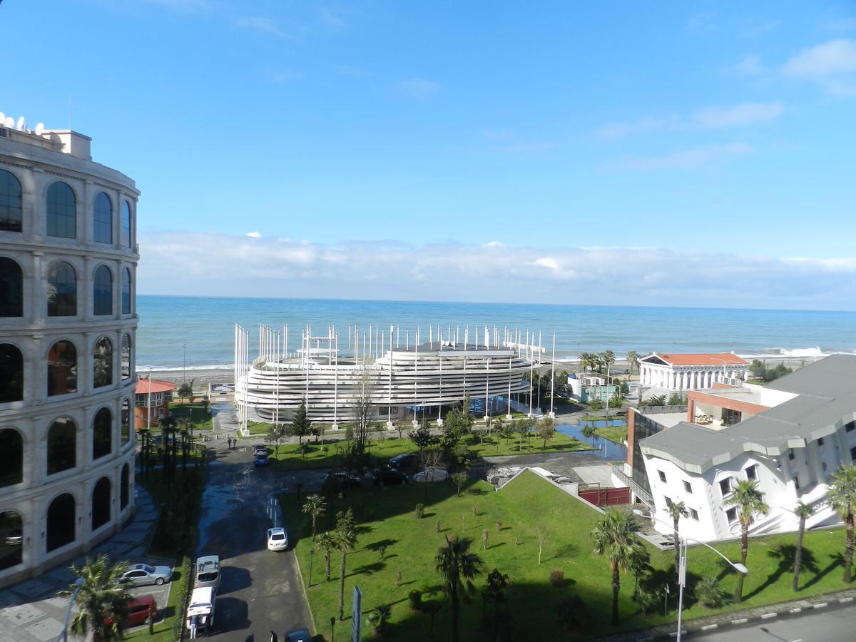 Apartment Orbi Dado Батуми Екстериор снимка