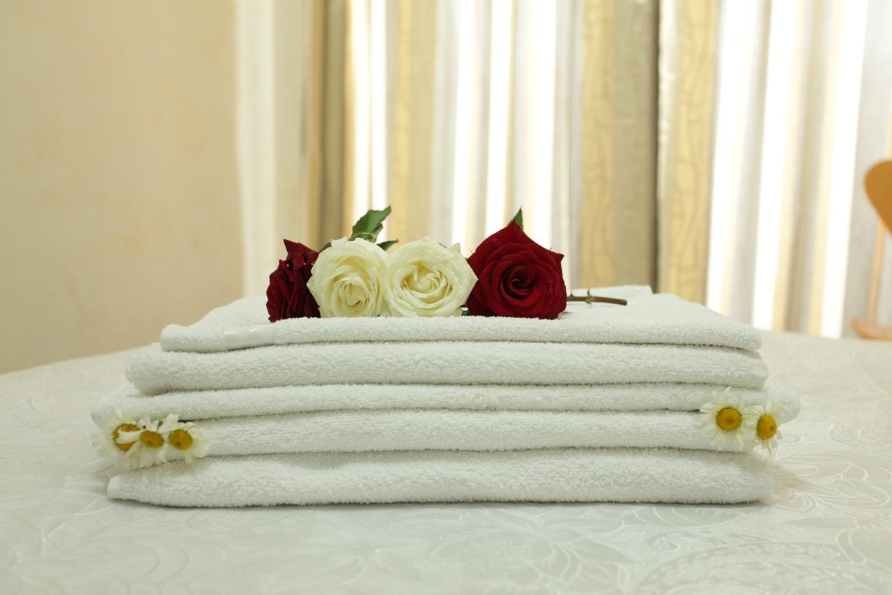 Apartment Orbi Dado Батуми Екстериор снимка