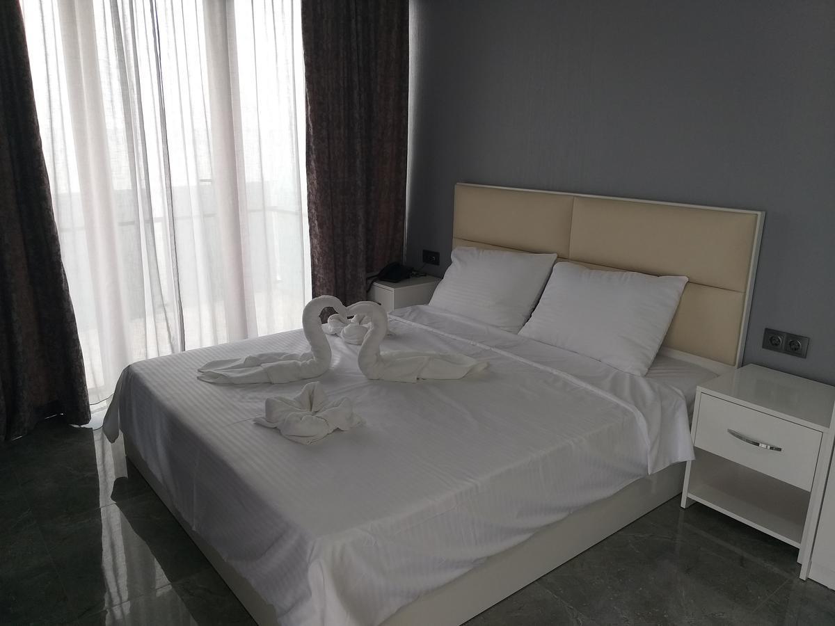Apartment Orbi Dado Батуми Екстериор снимка