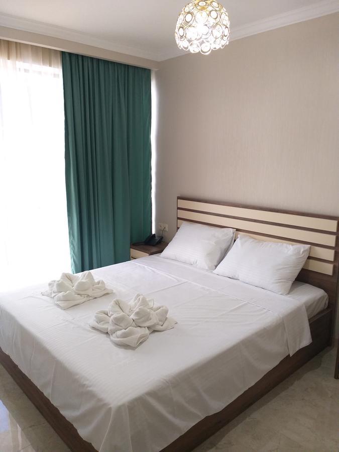 Apartment Orbi Dado Батуми Екстериор снимка